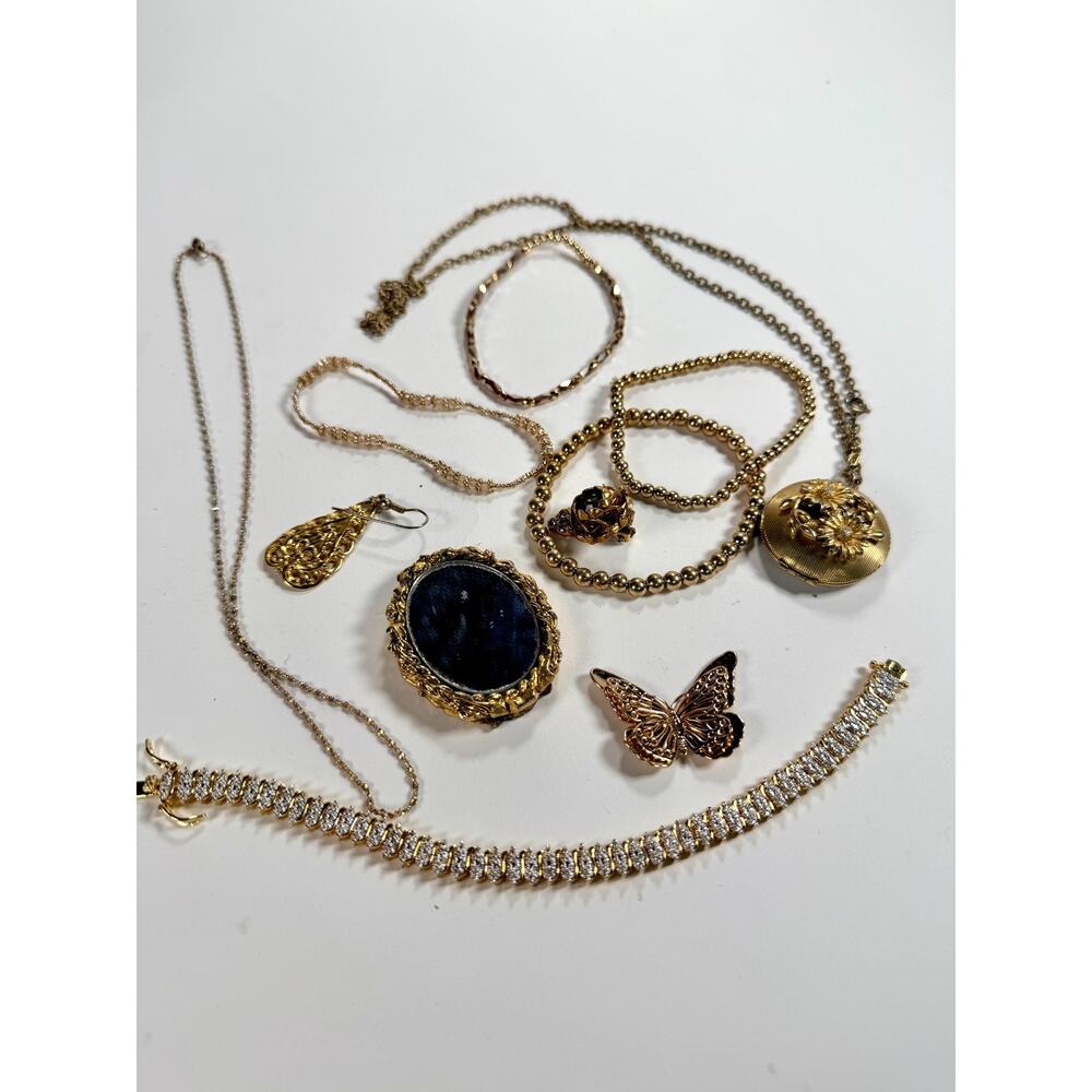 Vintage Costume Jewelry Lot Gold Tone Necklace Bracelet Locket Mixed